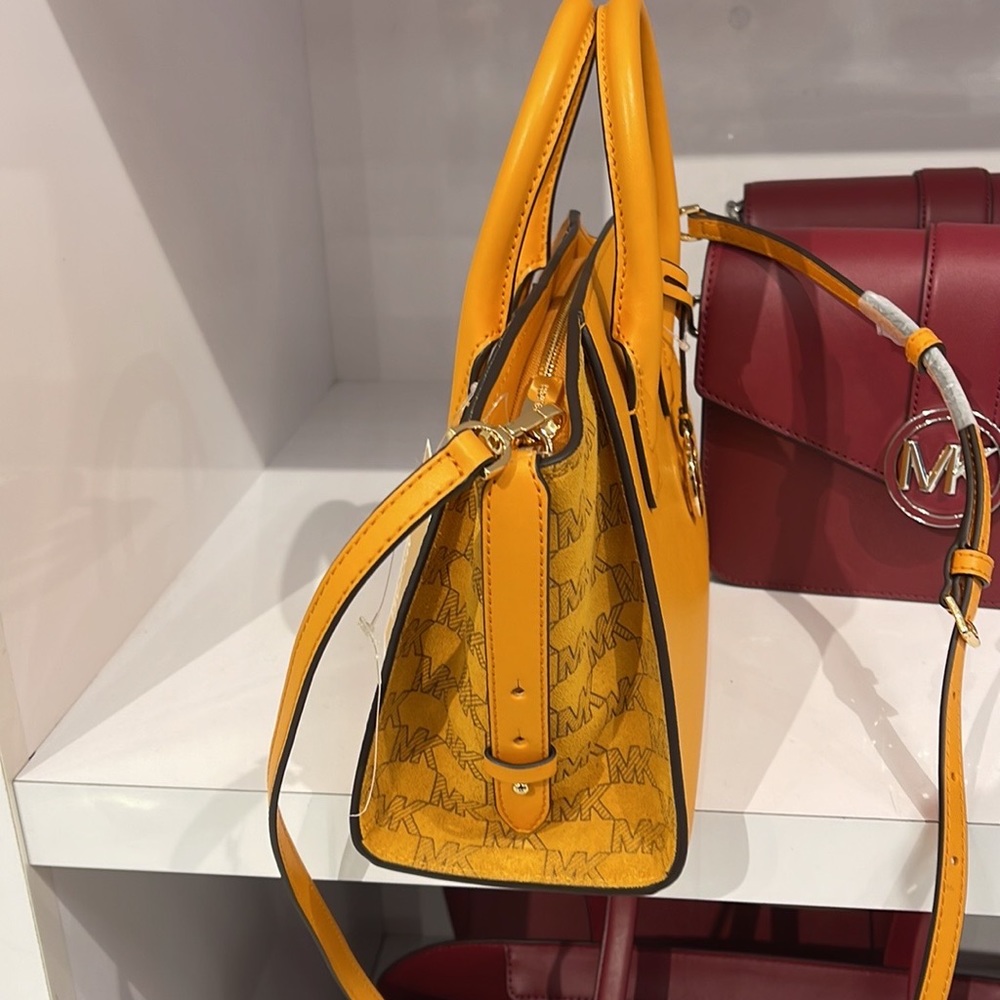 Michael Kors Avril Small Signature PVC Top Zip Satchel Crossbody Bag
Honeycomb - Picture 10 of 16